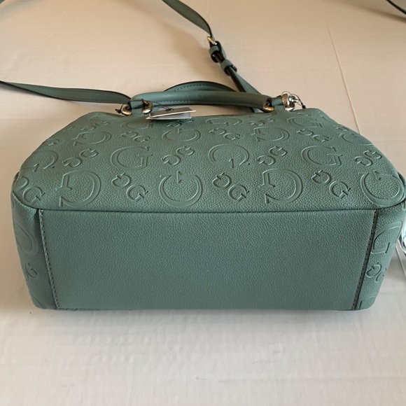 GUESS. Los Angeles. NWT. Signature, Teal, Steel Handbag. - Picture 7 of 10